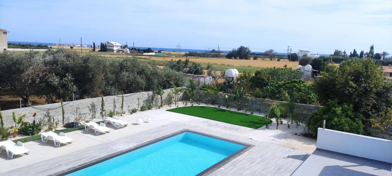 Kiti Village Villa, Cyprus, Salt-Water Pool, 6 Bedrooms, Larnaca エクステリア 写真