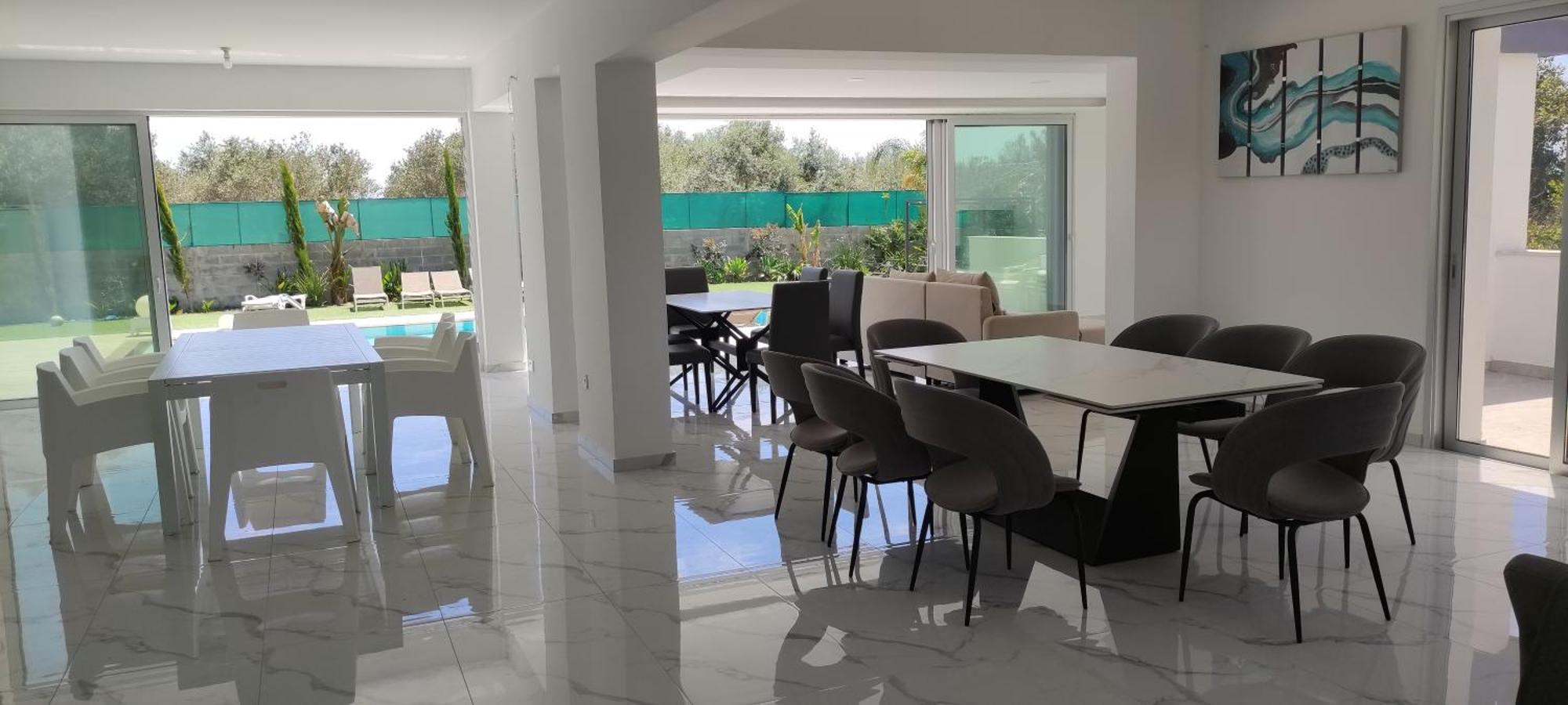 Kiti Village Villa, Cyprus, Salt-Water Pool, 6 Bedrooms, Larnaca エクステリア 写真