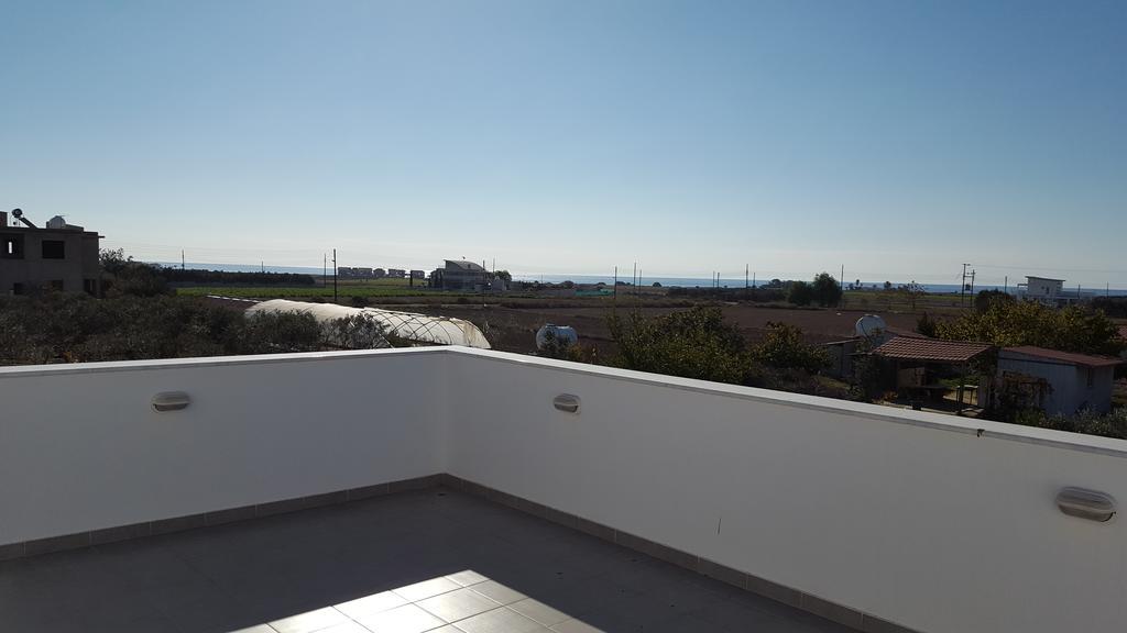 Kiti Village Villa, Cyprus, Salt-Water Pool, 6 Bedrooms, Larnaca エクステリア 写真